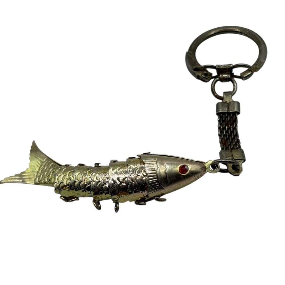 Vintage Articulated Fish Keychain Red‎ Eye Kitschy Gold Tone Metal Fob Charm